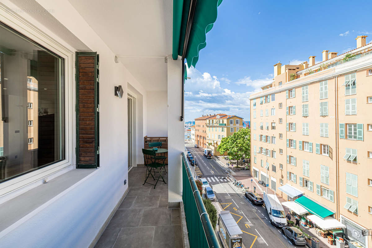 Appartement à NICE