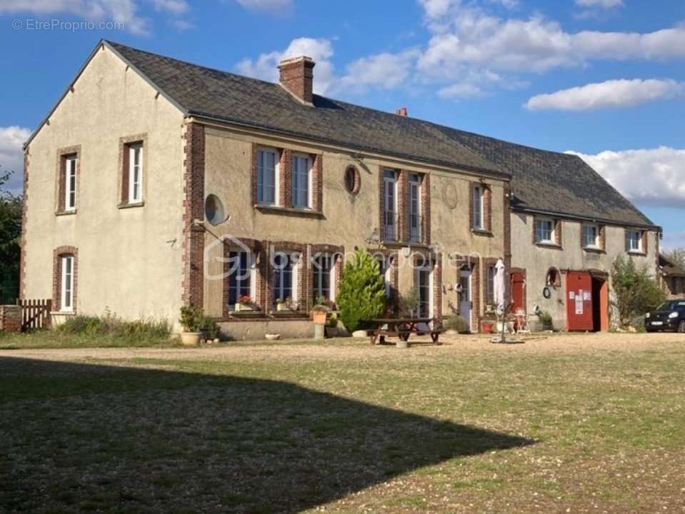 Maison à CHATEAUNEUF-EN-THYMERAIS