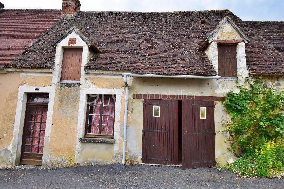 Maison à REMALARD