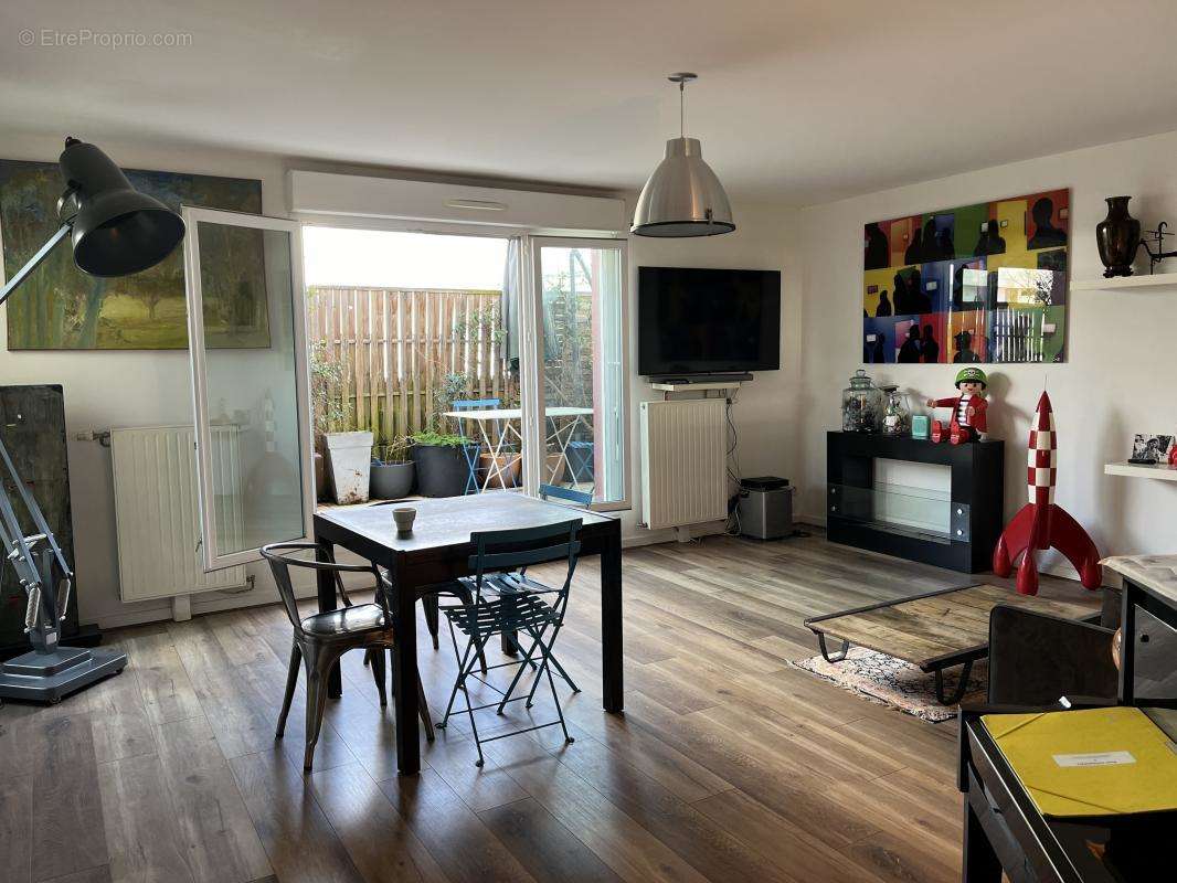 Appartement à ASNIERES-SUR-SEINE