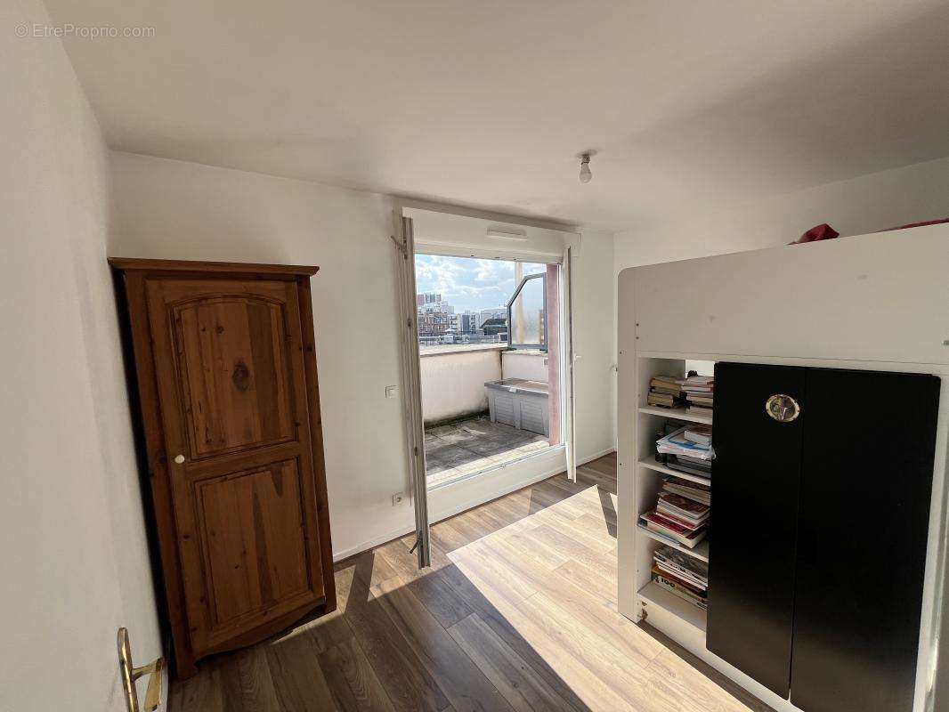 Appartement à ASNIERES-SUR-SEINE