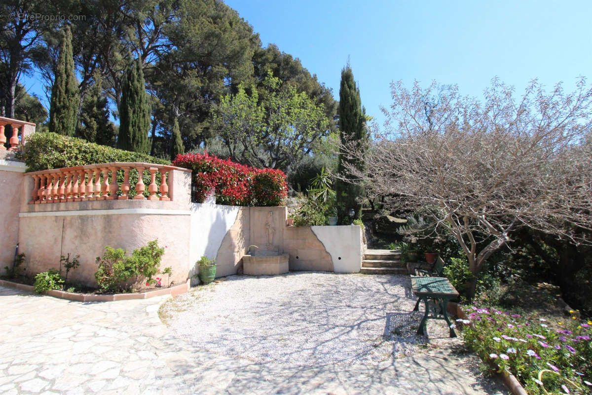 Maison à SANARY-SUR-MER