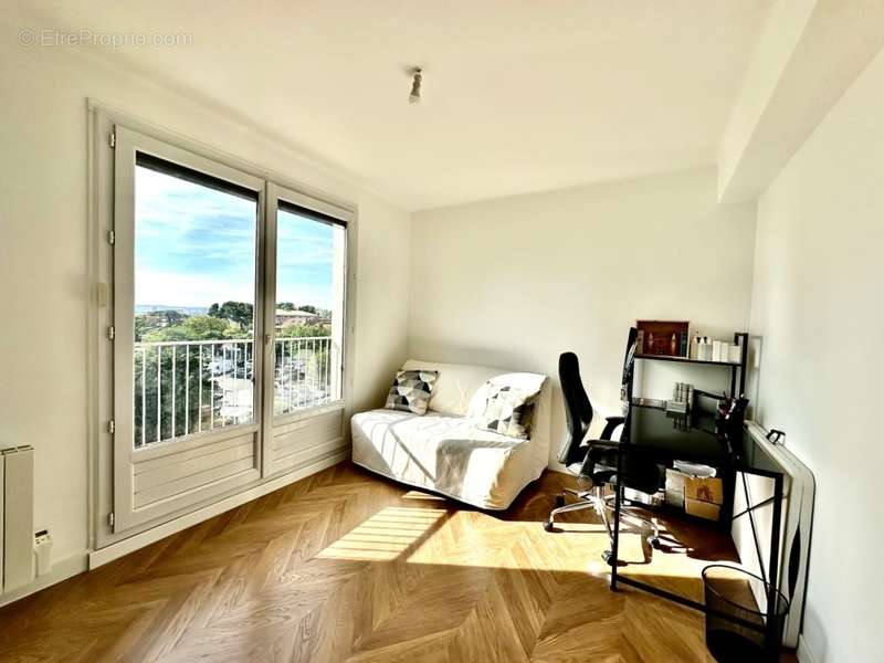 Appartement à MARSEILLE-9E