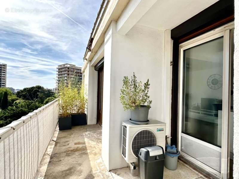 Appartement à MARSEILLE-9E