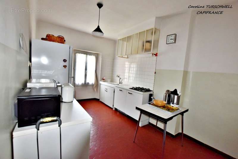 Appartement à CUERS