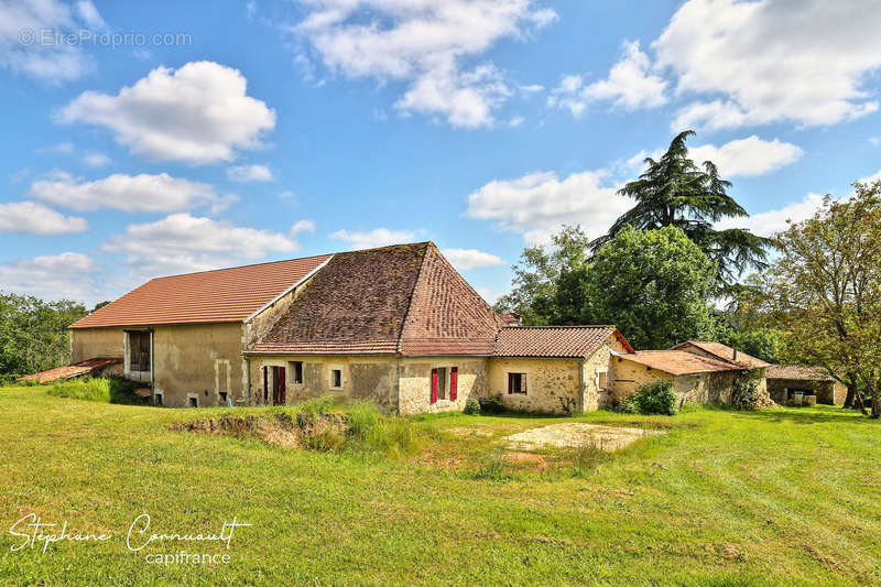 Maison à ISSAC