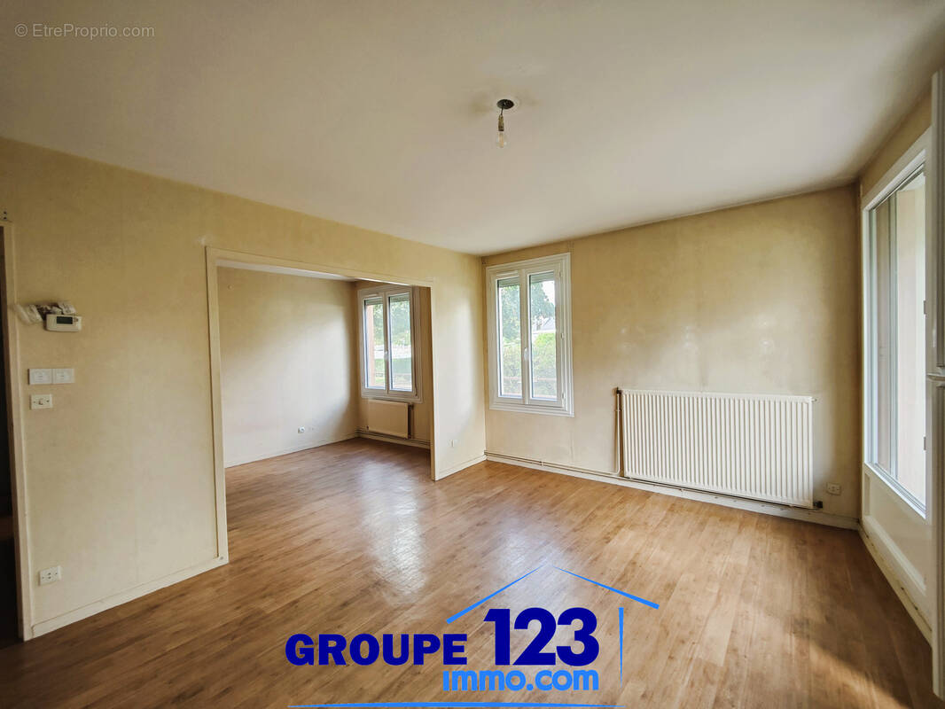 Appartement à MIGENNES