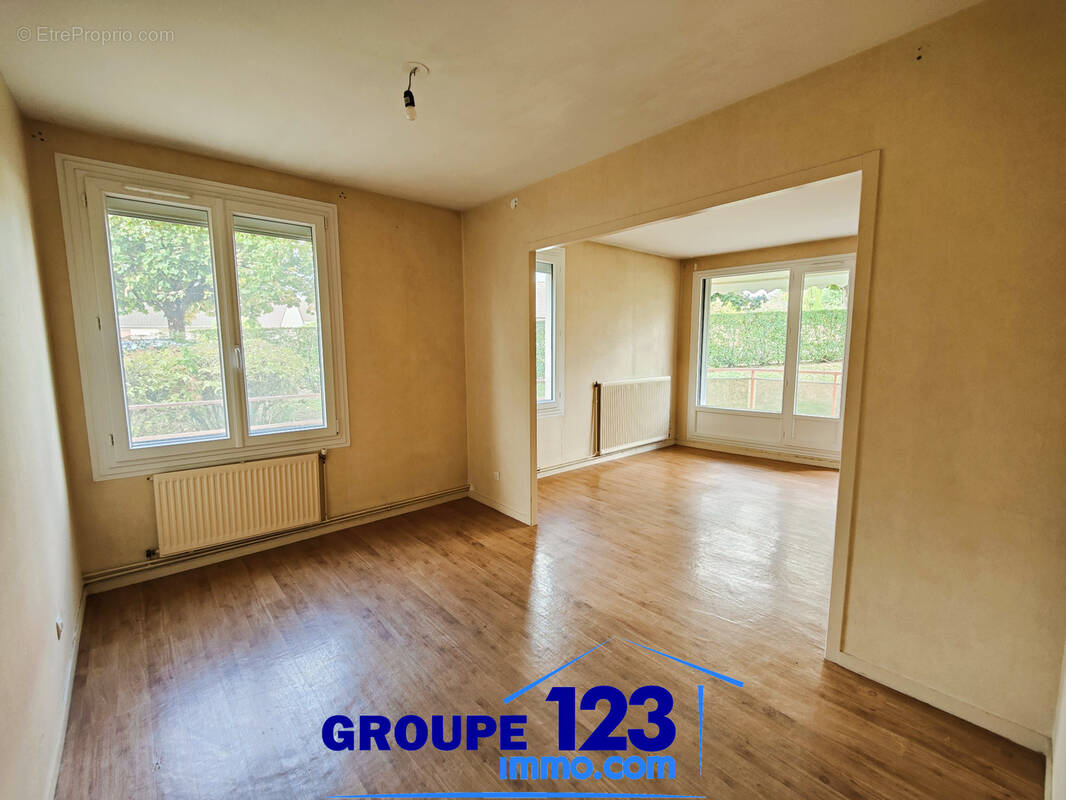 Appartement à MIGENNES