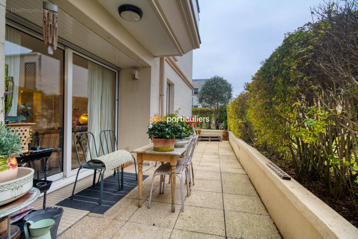 Appartement à SAINT-MAUR-DES-FOSSES