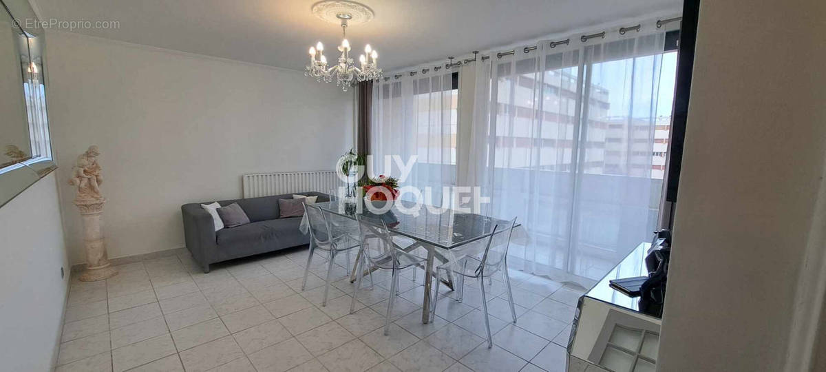 Appartement à MARSEILLE-15E