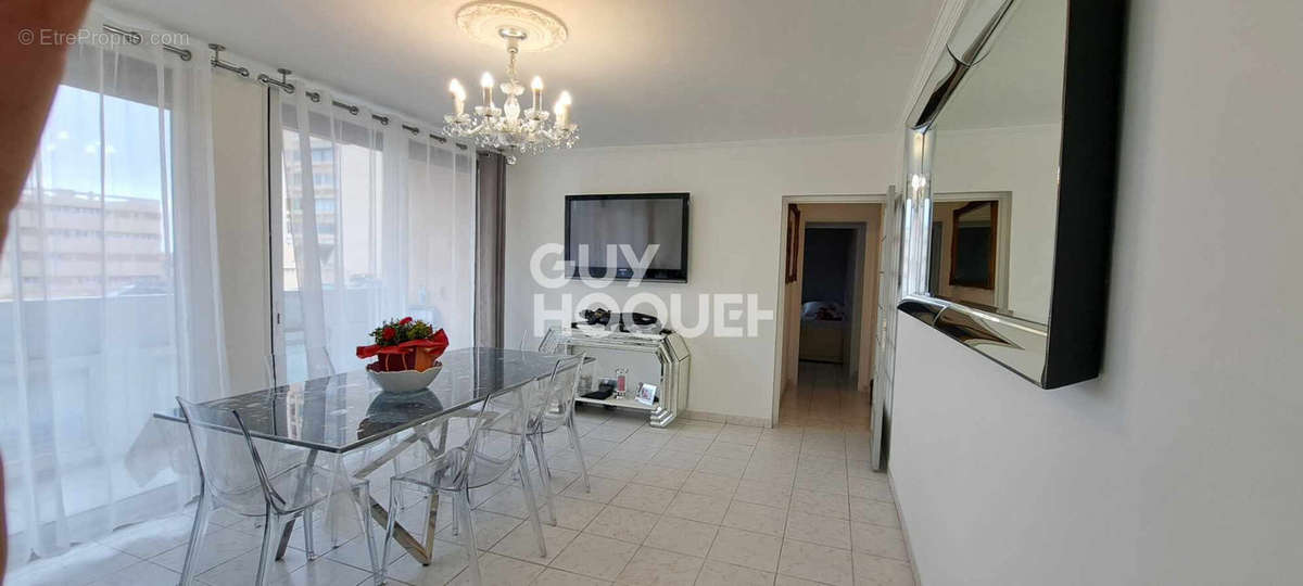 Appartement à MARSEILLE-15E