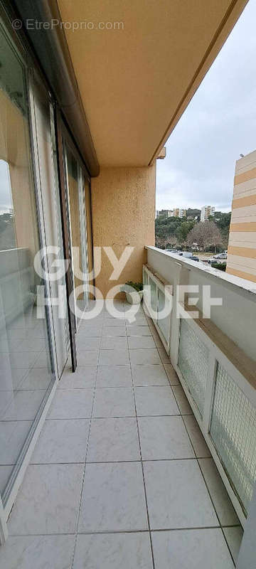 Appartement à MARSEILLE-15E