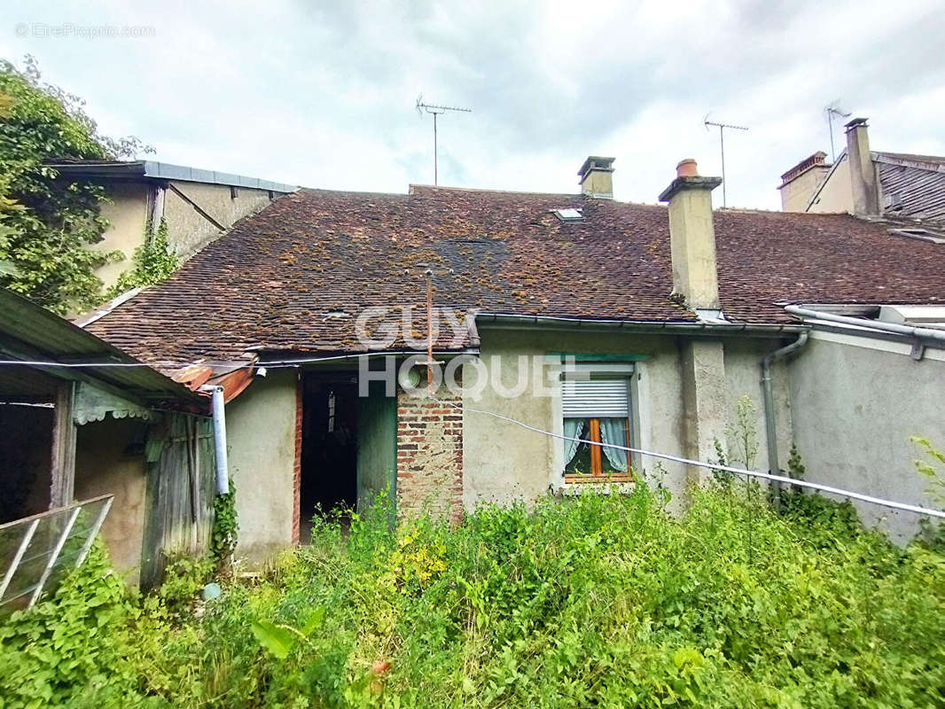 Maison à VENDEUVRE-SUR-BARSE