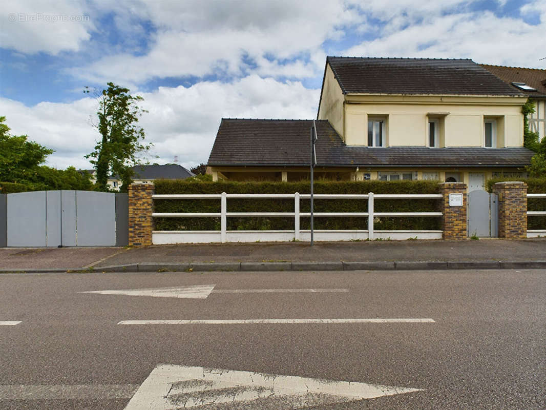 Maison à SAINT-AUBIN-LES-ELBEUF