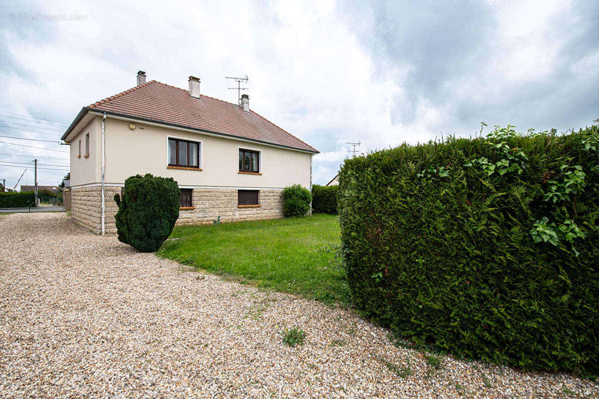 Maison à LE NEUBOURG