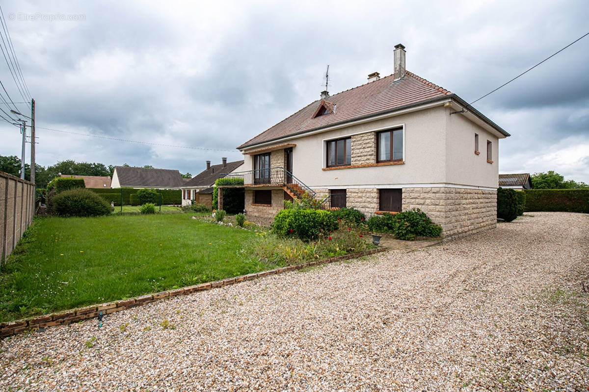 Maison à LE NEUBOURG