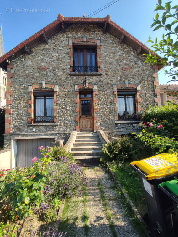 Maison à PERSAN