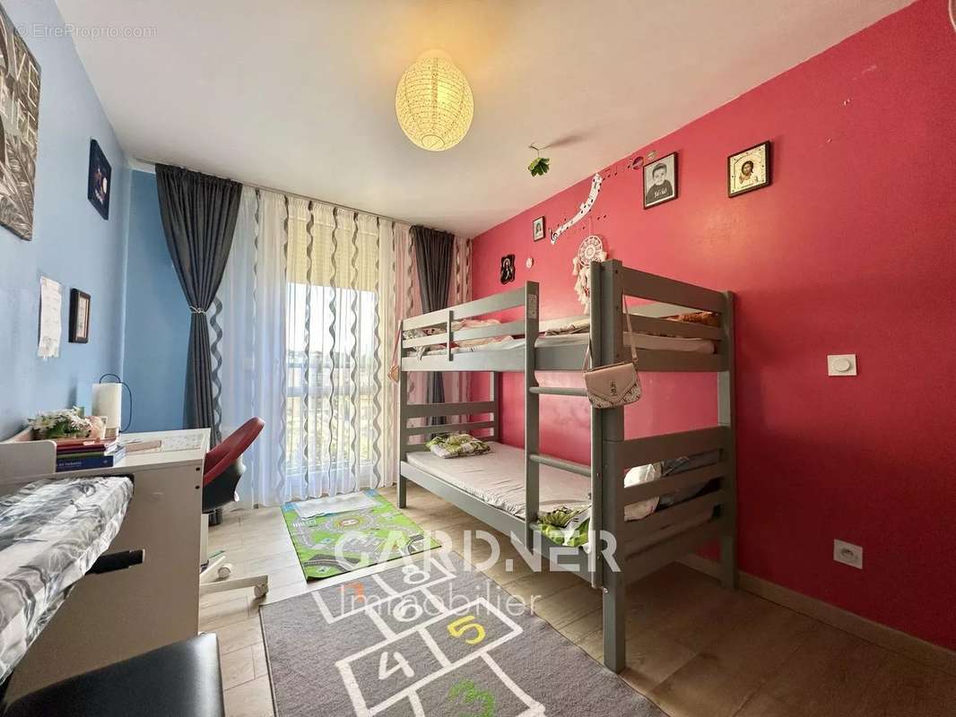 Appartement à AUBAGNE