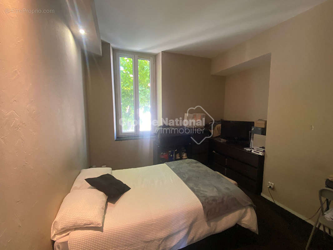 Appartement à MARSEILLE-16E