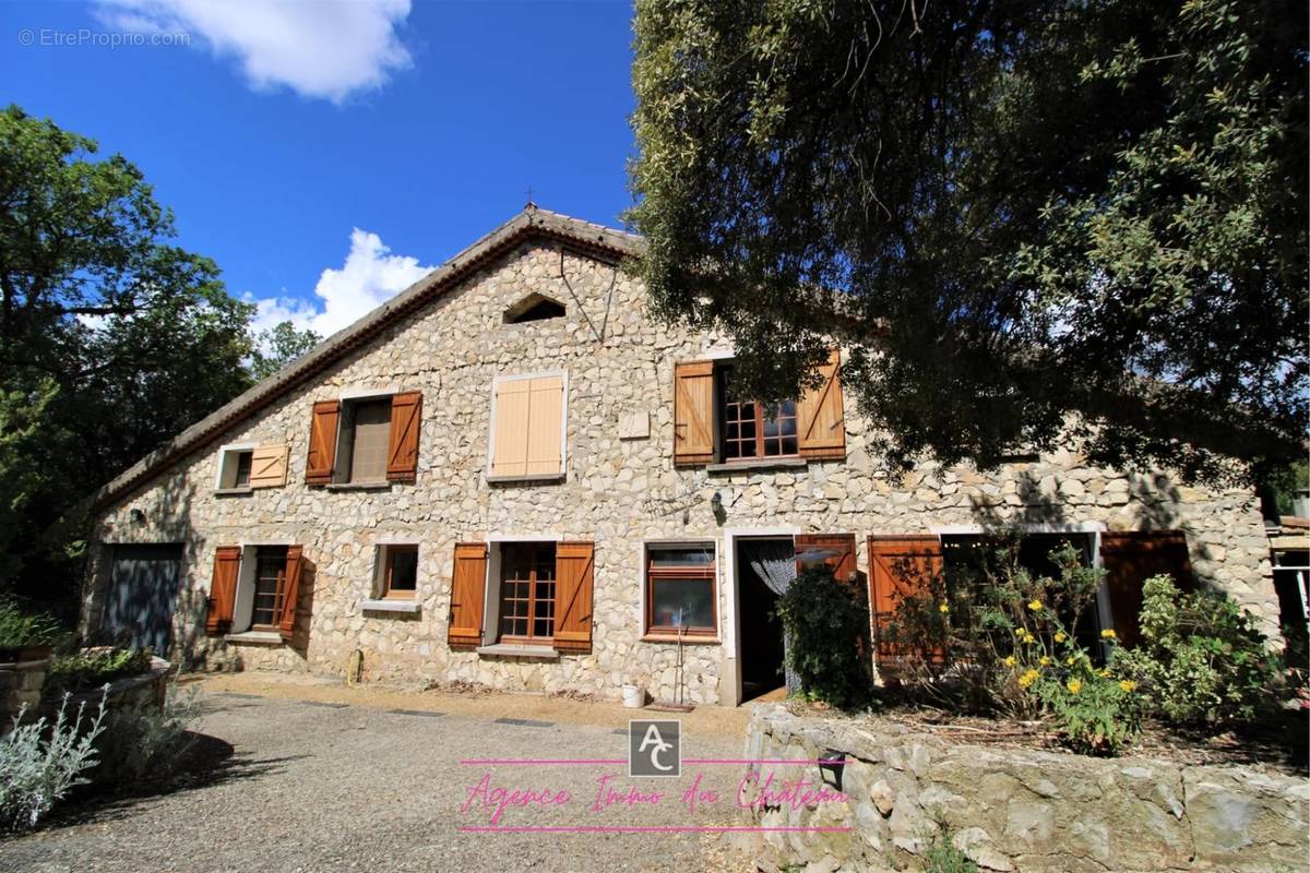 Maison à LA ROQUEBRUSSANNE