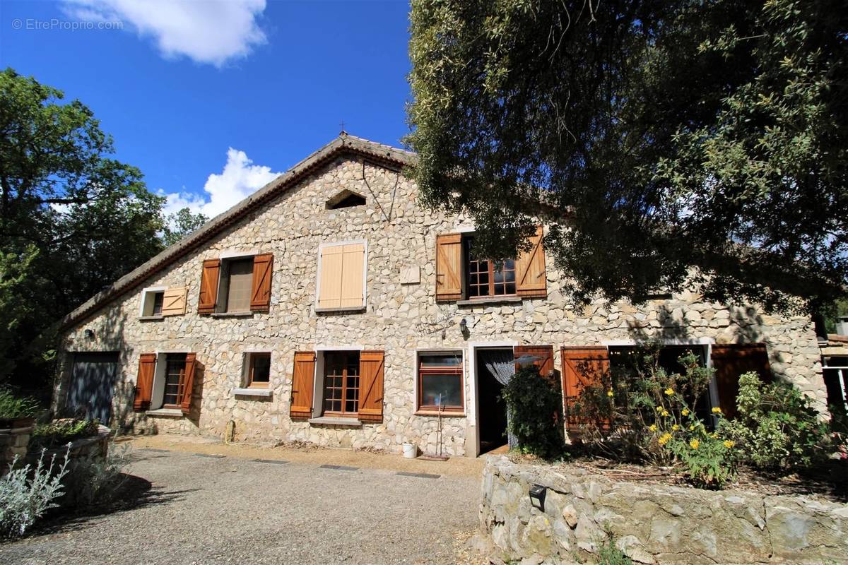 Maison à LA ROQUEBRUSSANNE