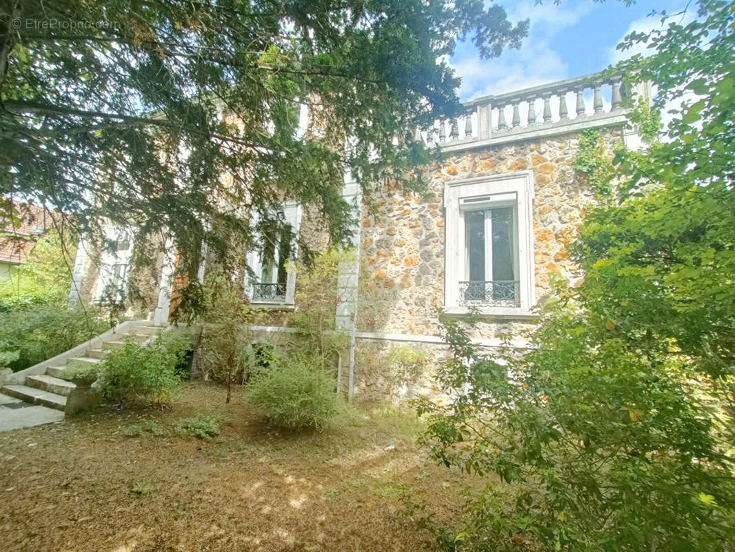 Maison à VILLEMOMBLE