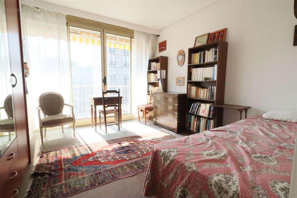 Appartement à BOULOGNE-BILLANCOURT