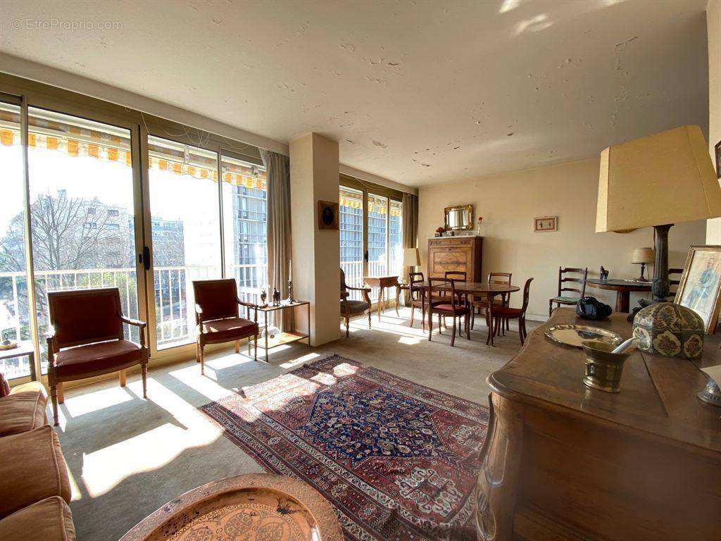 Appartement à BOULOGNE-BILLANCOURT