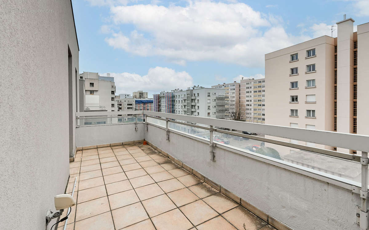 Appartement à LYON-7E