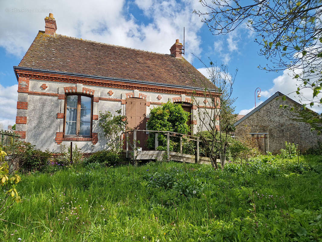 Maison à LA LOUPE