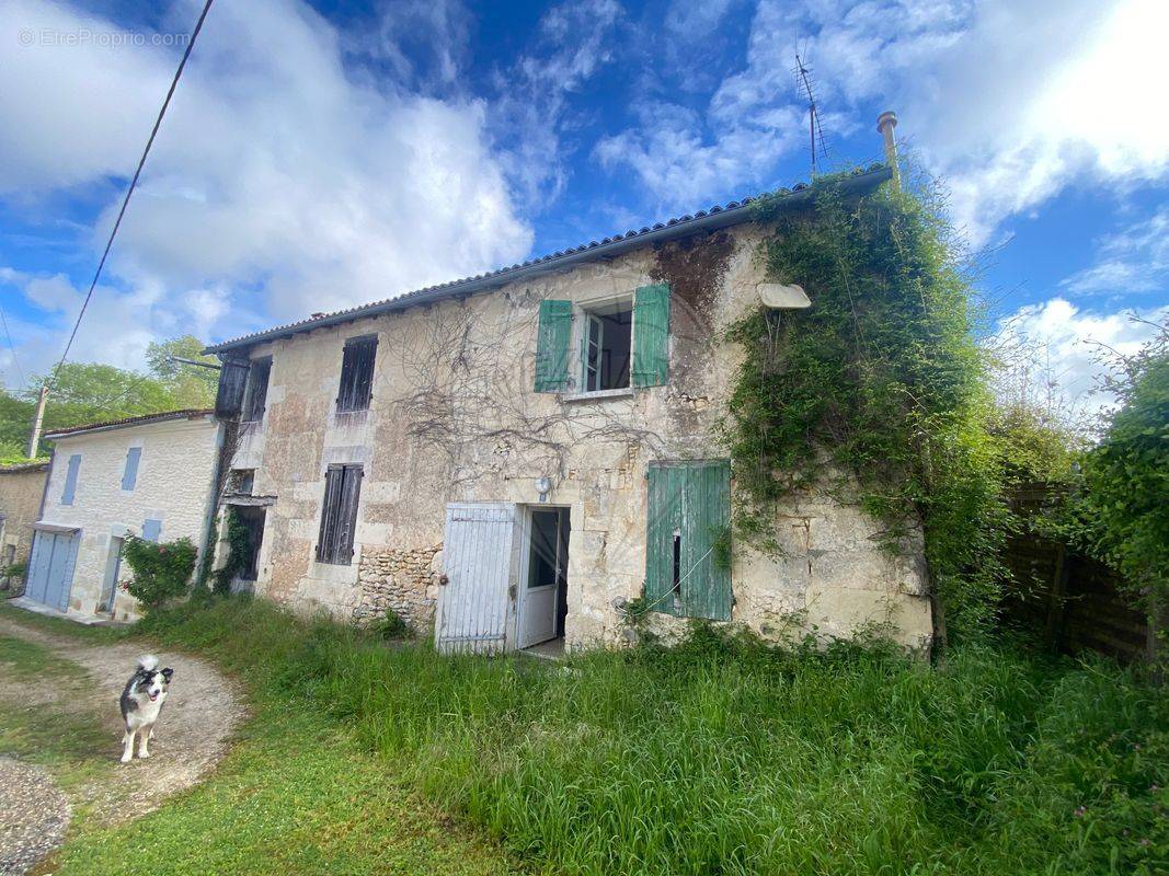 Maison à CHANIERS