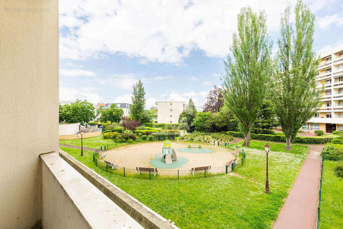 Appartement à MAISONS-ALFORT