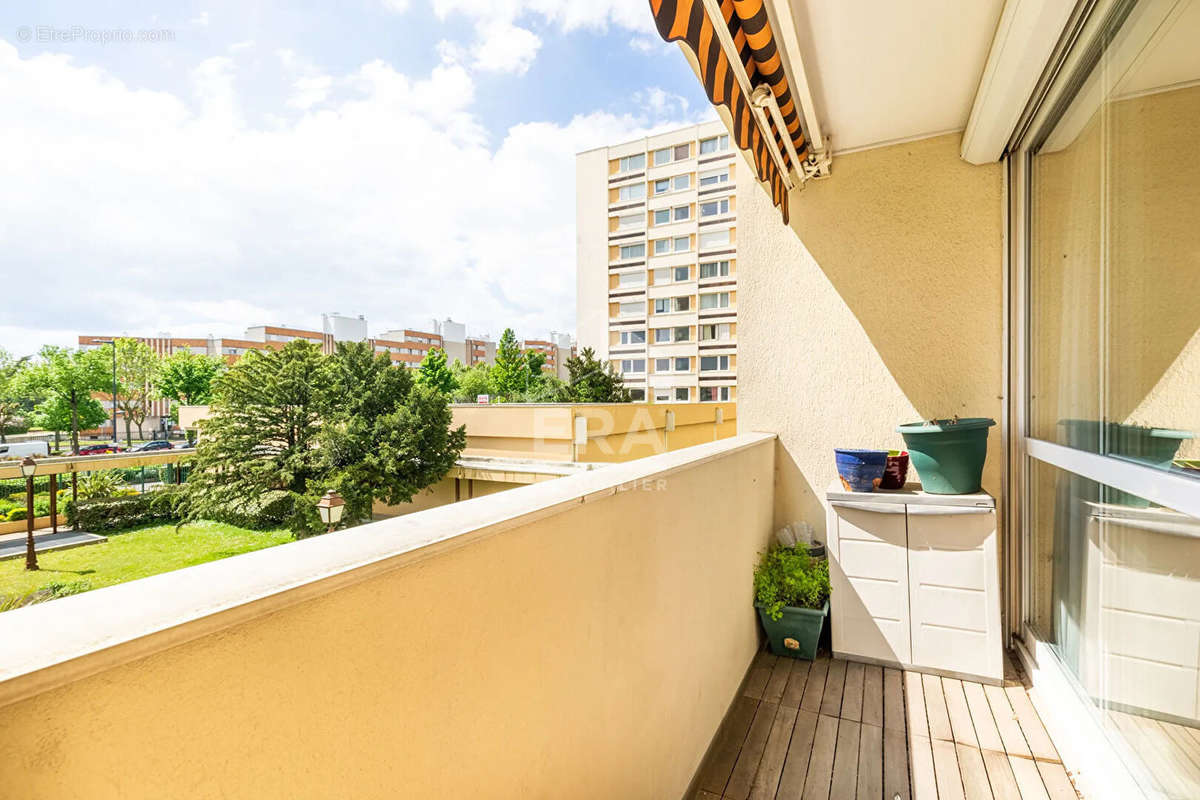 Appartement à MAISONS-ALFORT