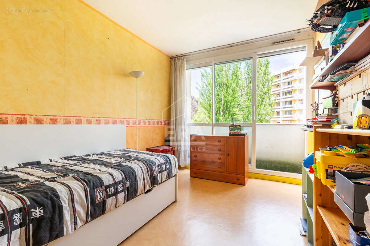 Appartement à MAISONS-ALFORT