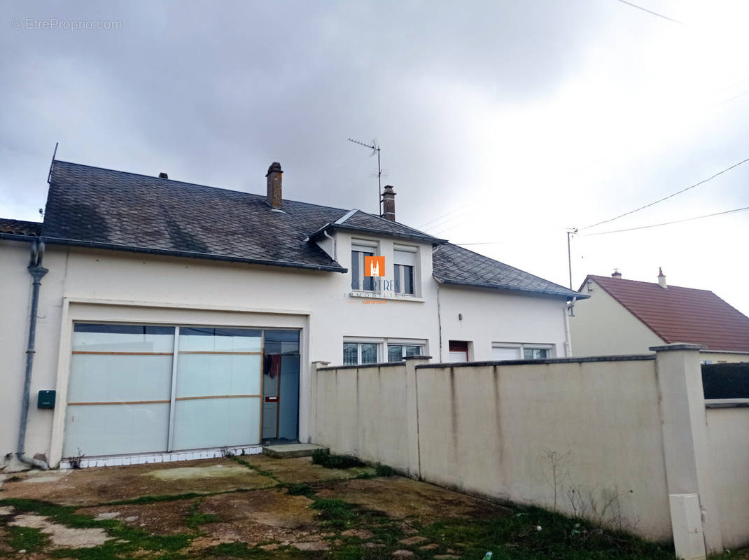 Maison à CHATEAUDUN