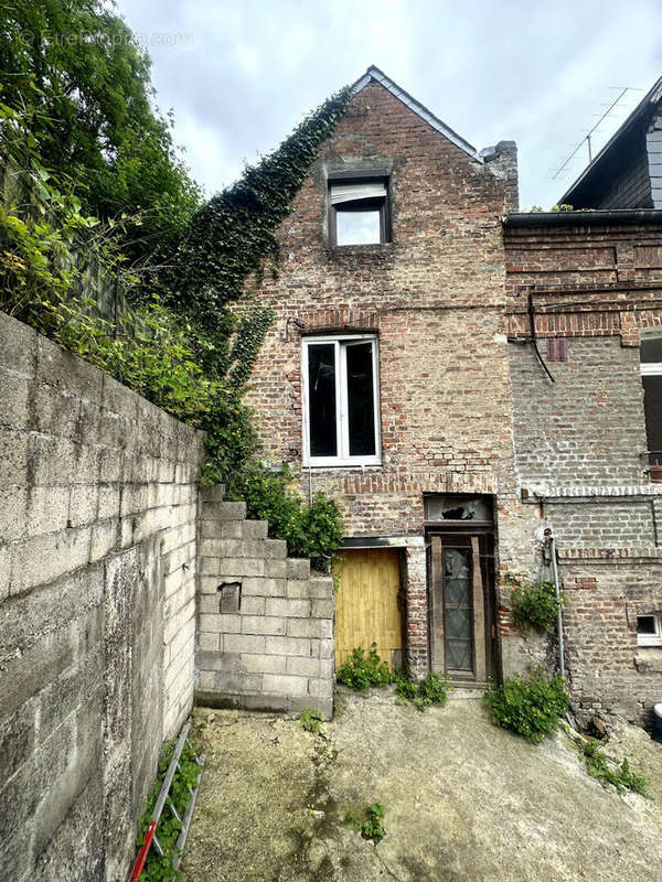 Appartement à GUISE