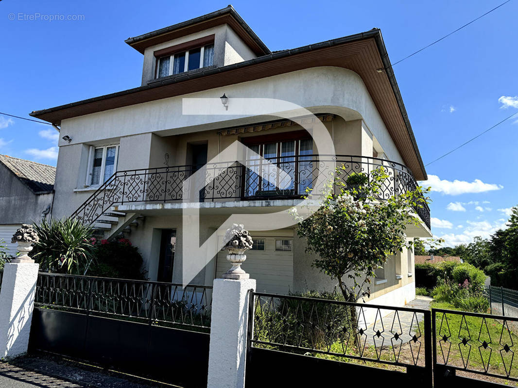 Maison à SAINT-BENOIT