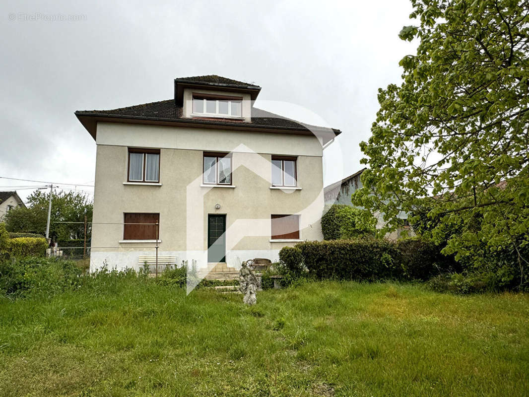 Maison à SAINT-BENOIT