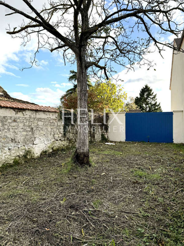 Appartement à SAINT-NOM-LA-BRETECHE