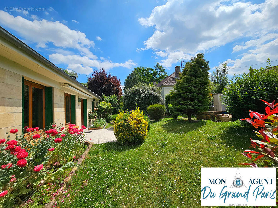 Maison à VILLEBON-SUR-YVETTE