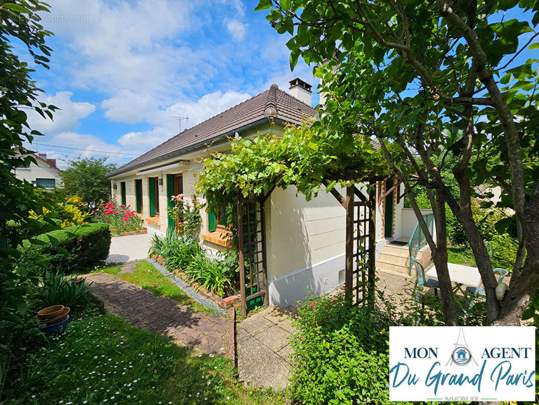 Maison à VILLEBON-SUR-YVETTE