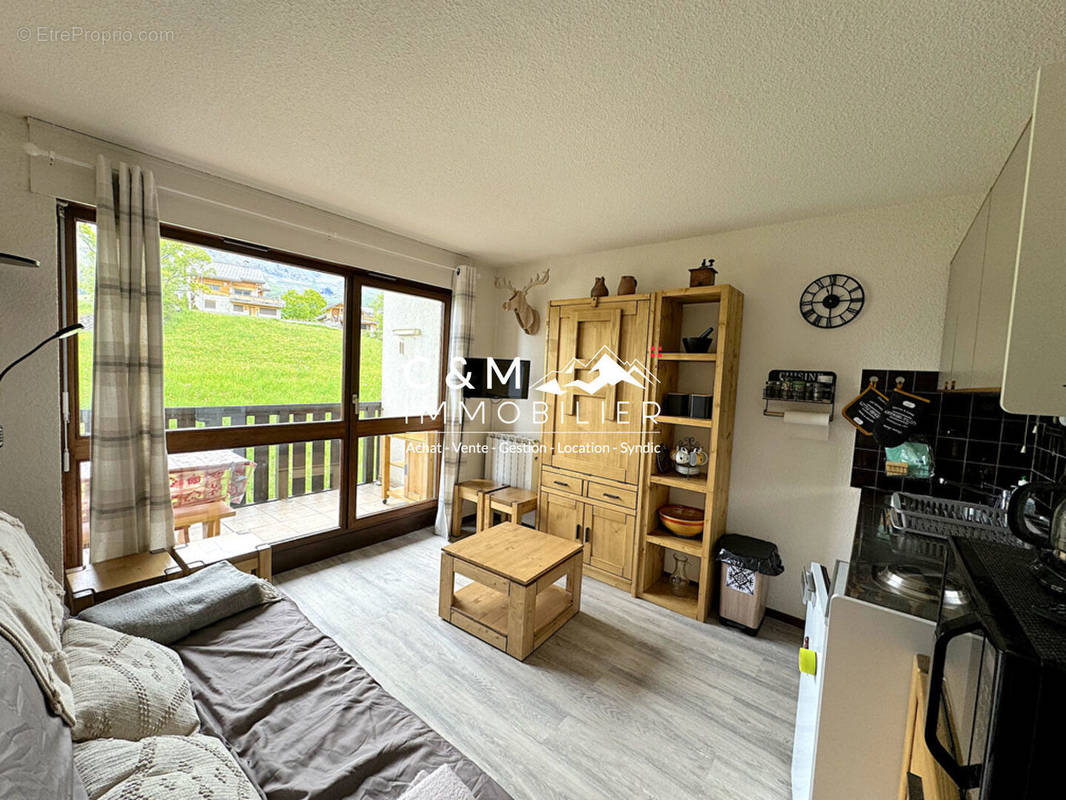 Appartement à ALBIEZ-MONTROND