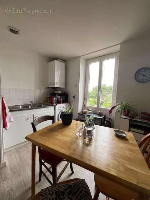 T3 2 - Appartement à MONTMORILLON