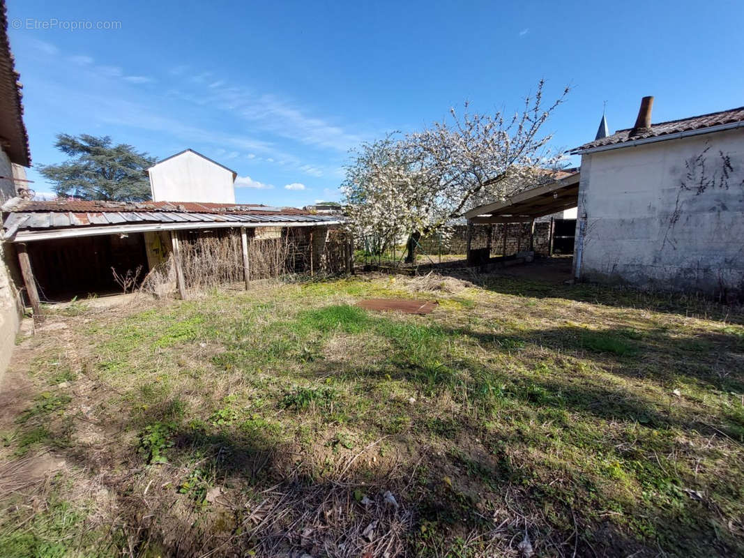 Appartement à SCORBE-CLAIRVAUX