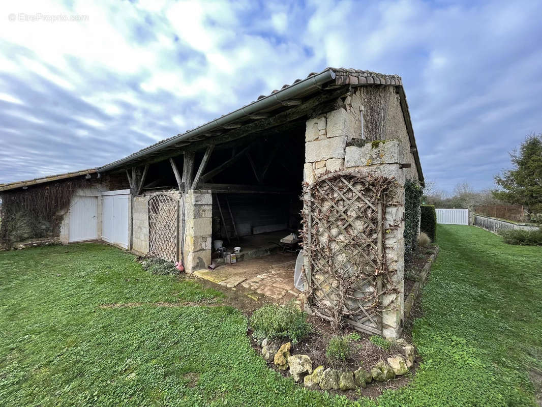 Maison à LA MAGDELEINE