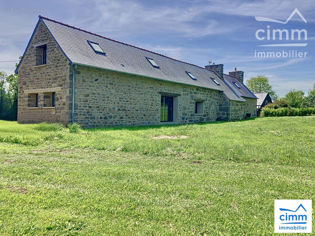 Jardin de 5 000 m²  - Maison à TONQUEDEC