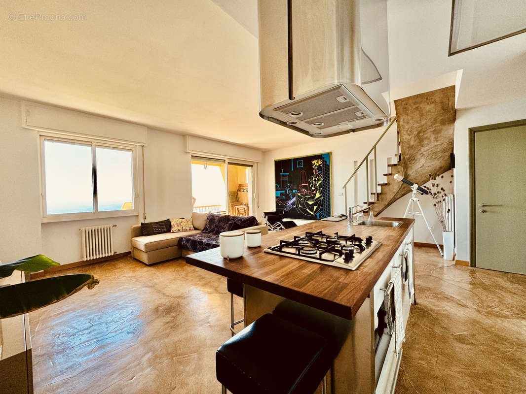 Appartement à MENTON