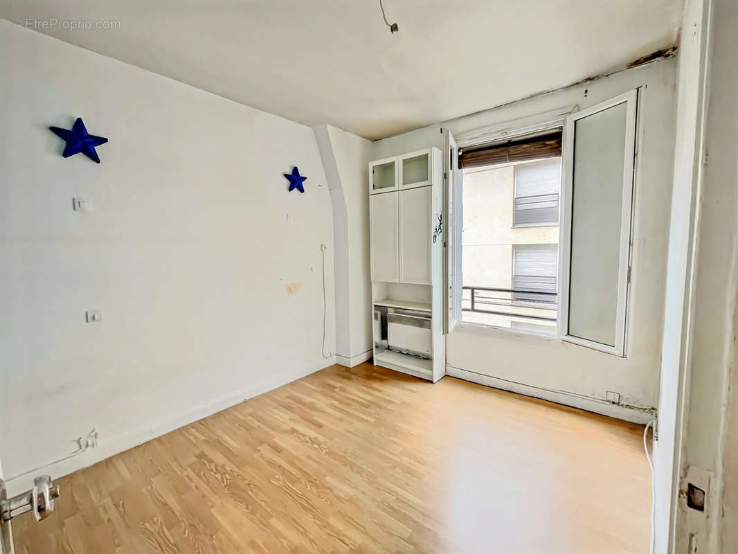 Appartement à PARIS-12E