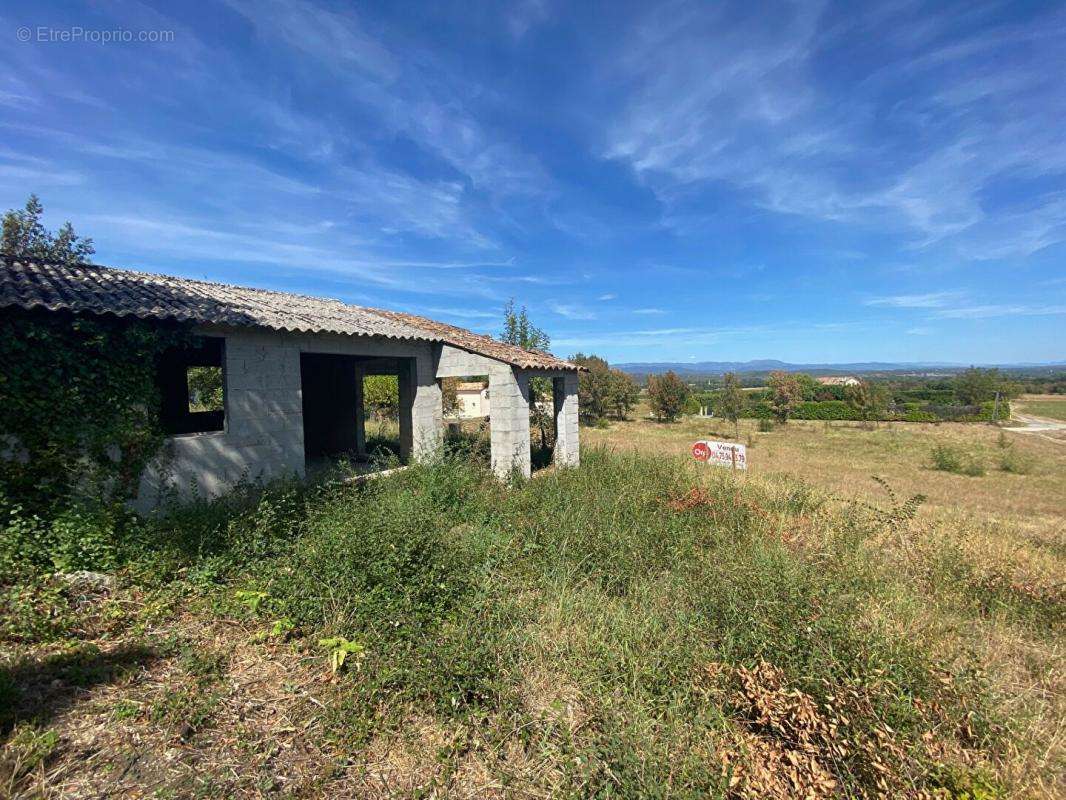 Terrain à BERRIAS-ET-CASTELJAU