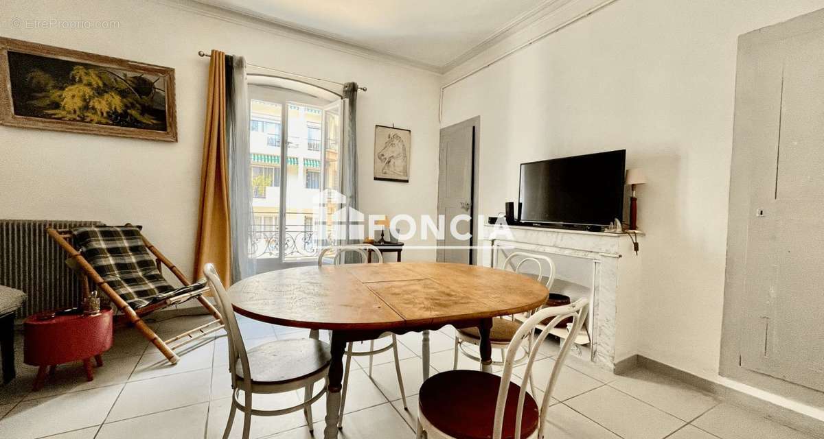 Appartement à NIMES